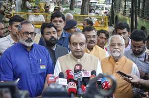 भाजपा ने चुनाव आयोग से की कांग्रेस और उसके सहयोगी दलों की शिकायत